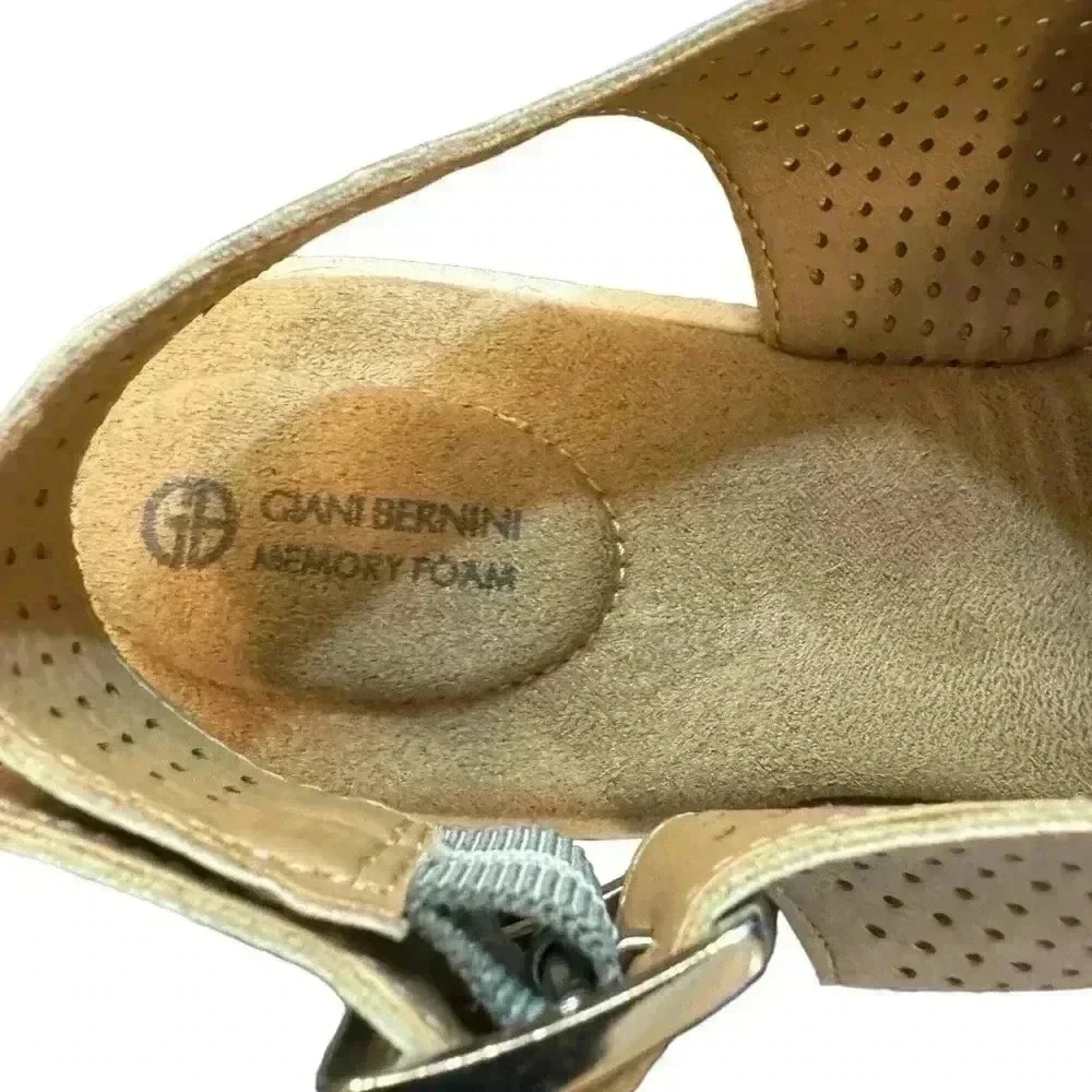 Giani Bernini Wedge Sandals (Sz7)